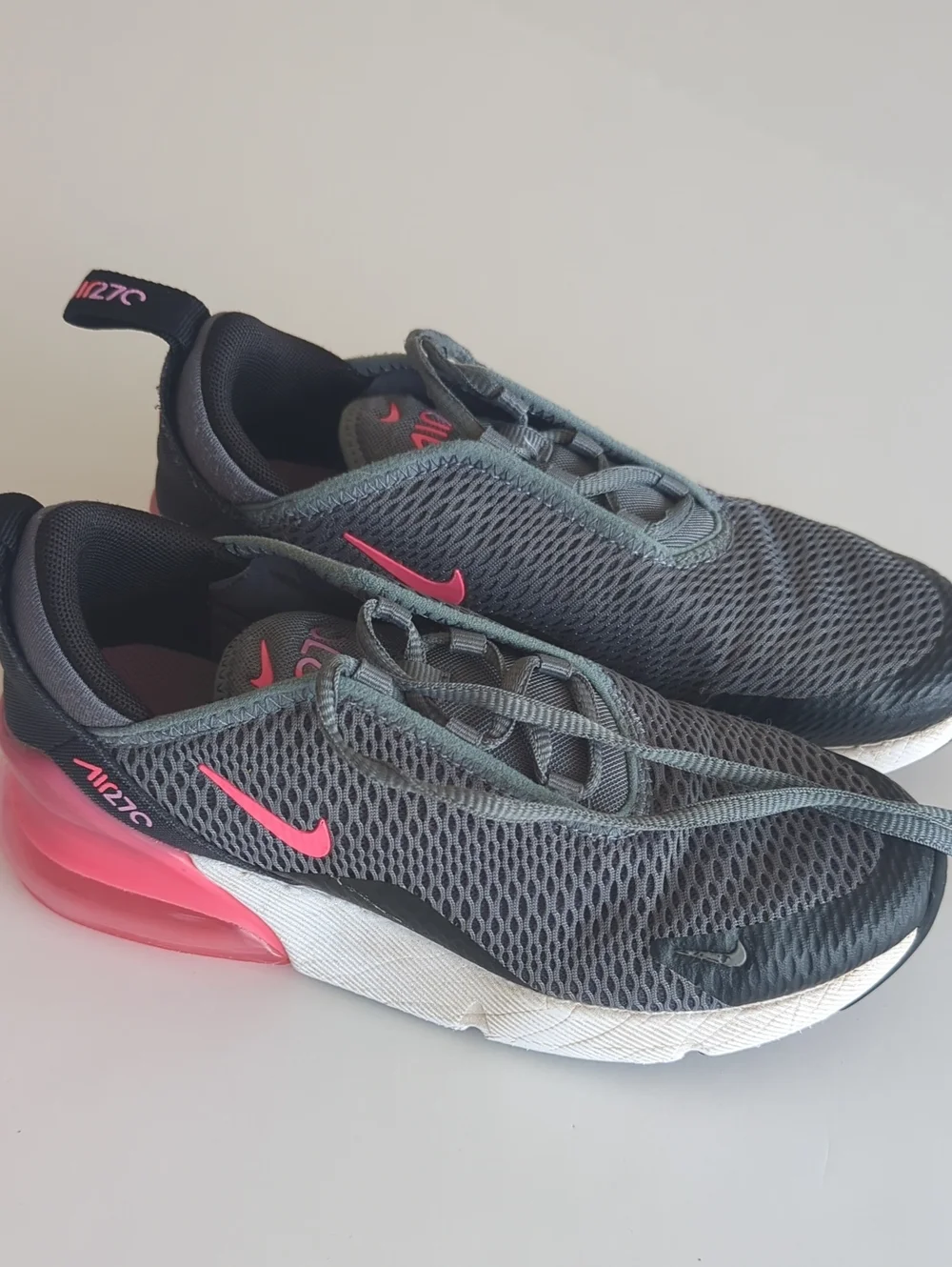 Nike Shoes Size 2Y